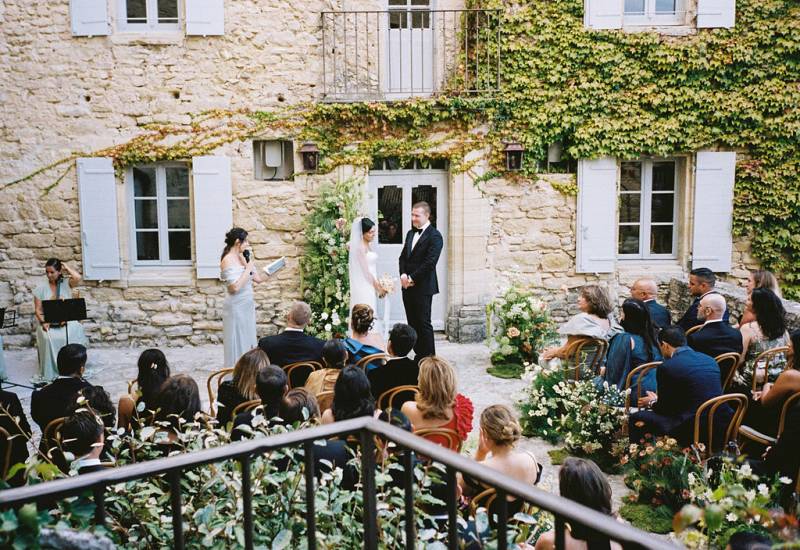 Who can officiate a wedding in France?