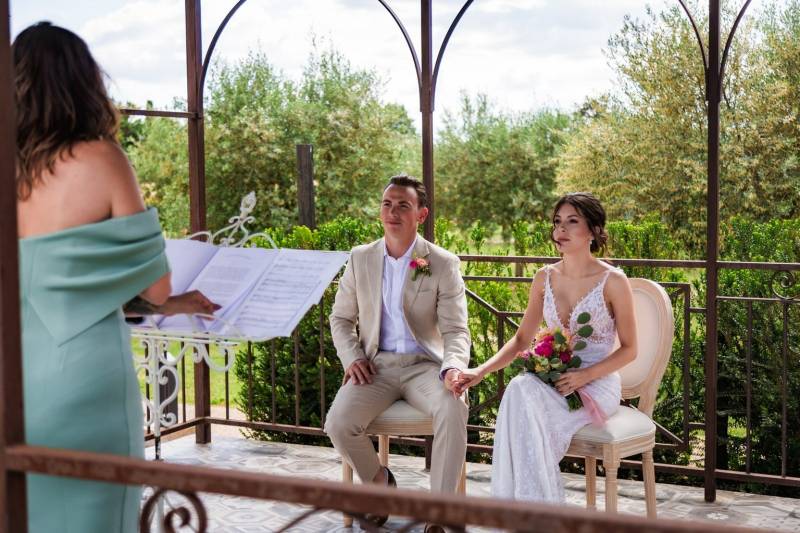 A qui faire appel pour une cérémonie laïque sur Marseille 13