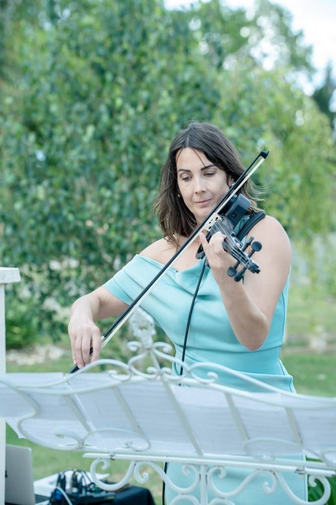 Officiant de cérémonie bilingue vers Uzès et ses environs dans le Gard