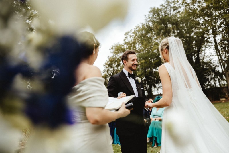 Officiant de cérémonie bilingue vers Carcassonne et ses environs dans l'Aude
