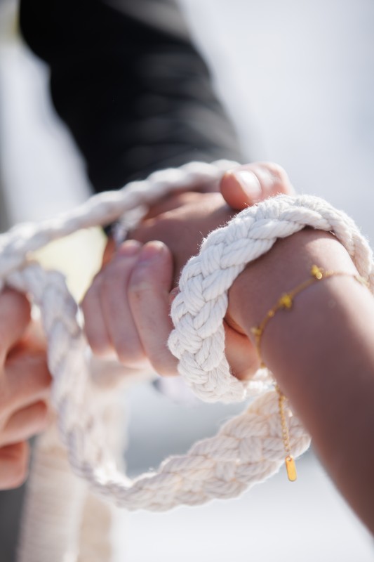 Officiant de cérémonie bilingue vers Annecy et ses environs (74)