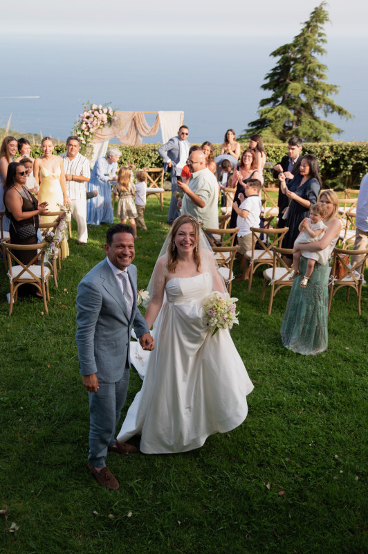 Officiant de cérémonie vers Mandelieu la Napoule et ses environs dans les Alpes Maritimes