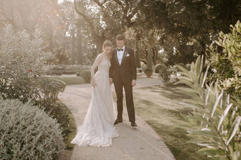 Officiante de cérémonie bilingue vers Grasse et ses environs dans les Alpes Maritimes