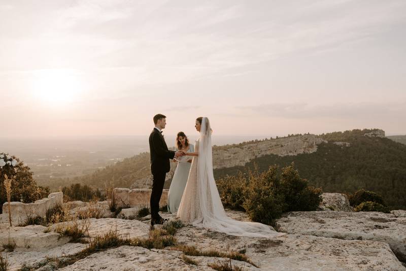 Comment organiser un mariage intime? Découvrez LE guide ultime!