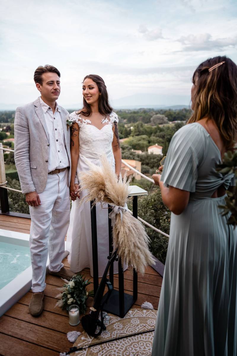 Officiant de cérémonie bilingue anglais vers Nice et ses environs dans le 06