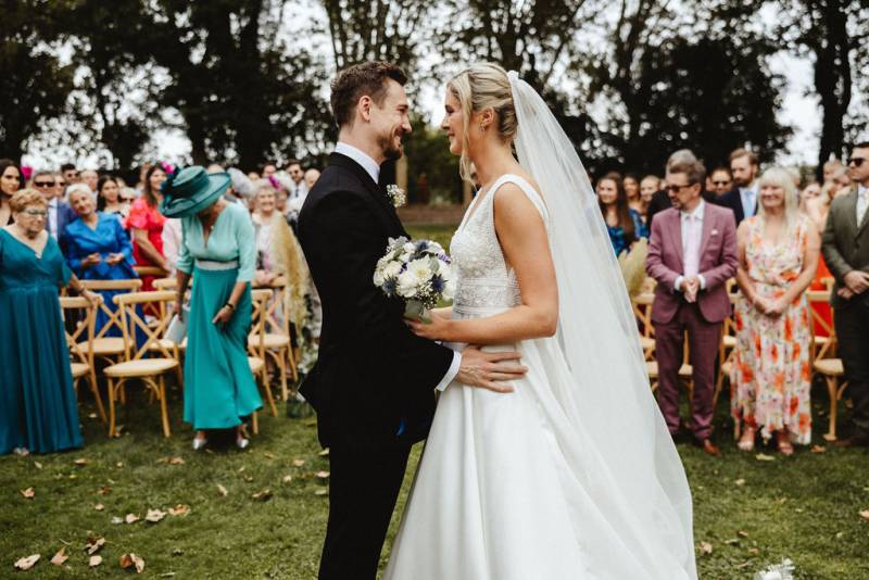 Officiant de cérémonie bilingue vers Montpellier et ses environs (34)