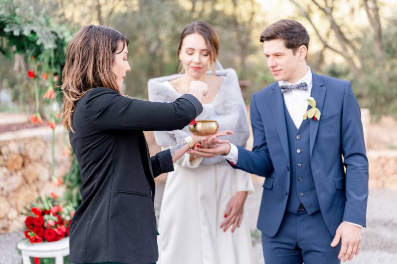 Rituel de cérémonie laïque au château de Taradeau 83