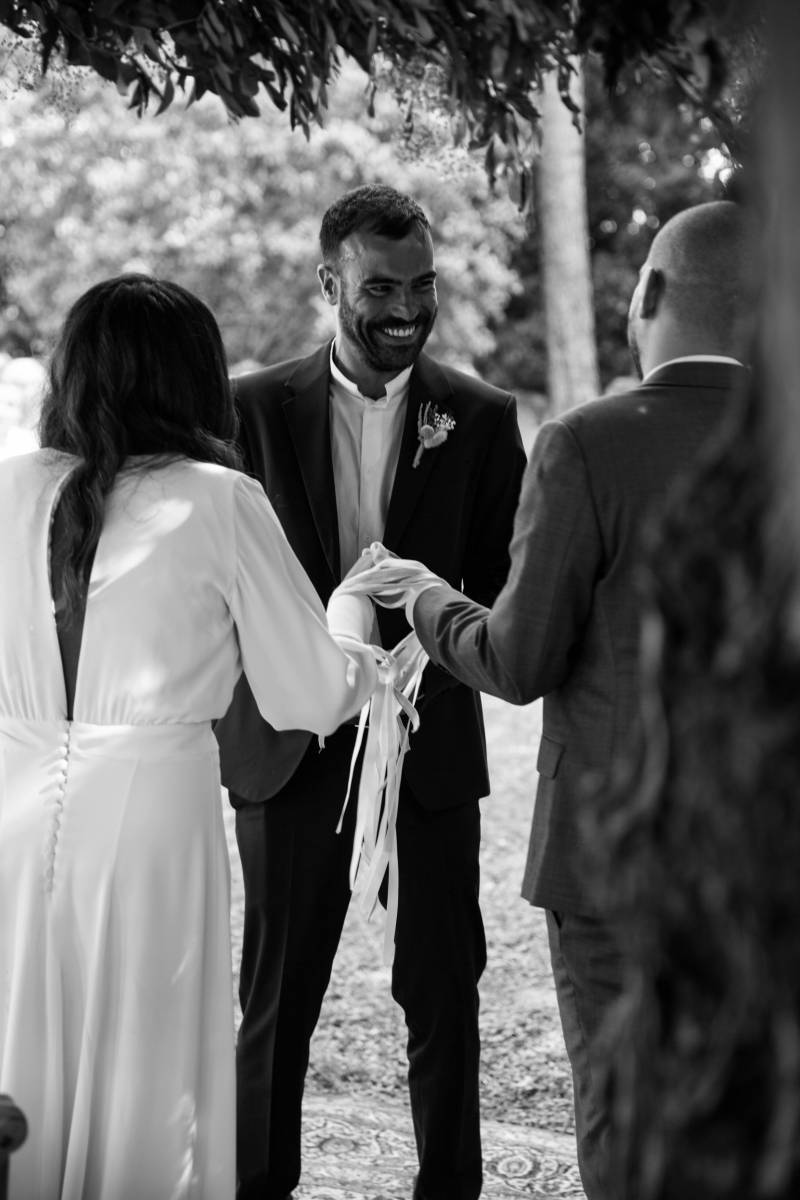 Qui peut officier un mariage laïque?