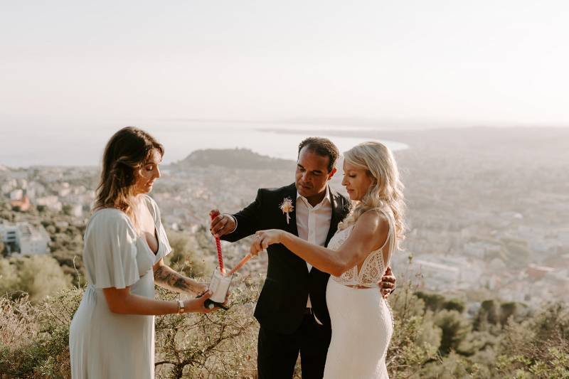 Officiant de cérémonie laïque bilingue vers Cannes et ses environs dans les Alpes Maritimes