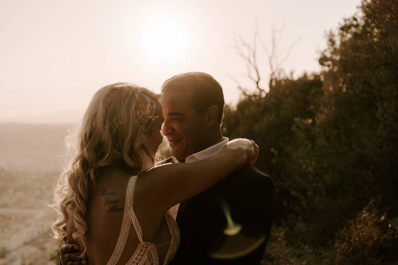 Trouver un officiant pour un elopement en anglais sur la French Riviera