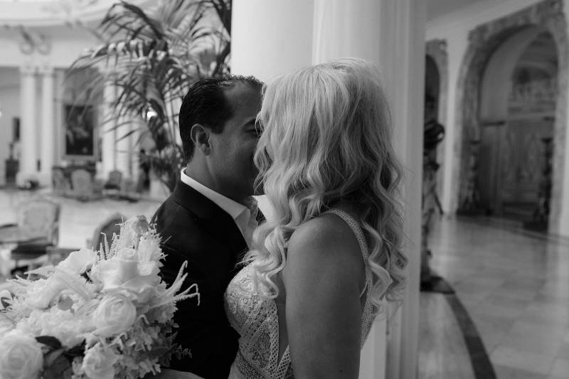 Officiant de cérémonie laïque bilingue vers Cannes et ses environs dans les Alpes Maritimes