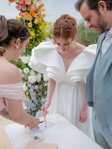 Bilingual wedding celebrant in Provence 