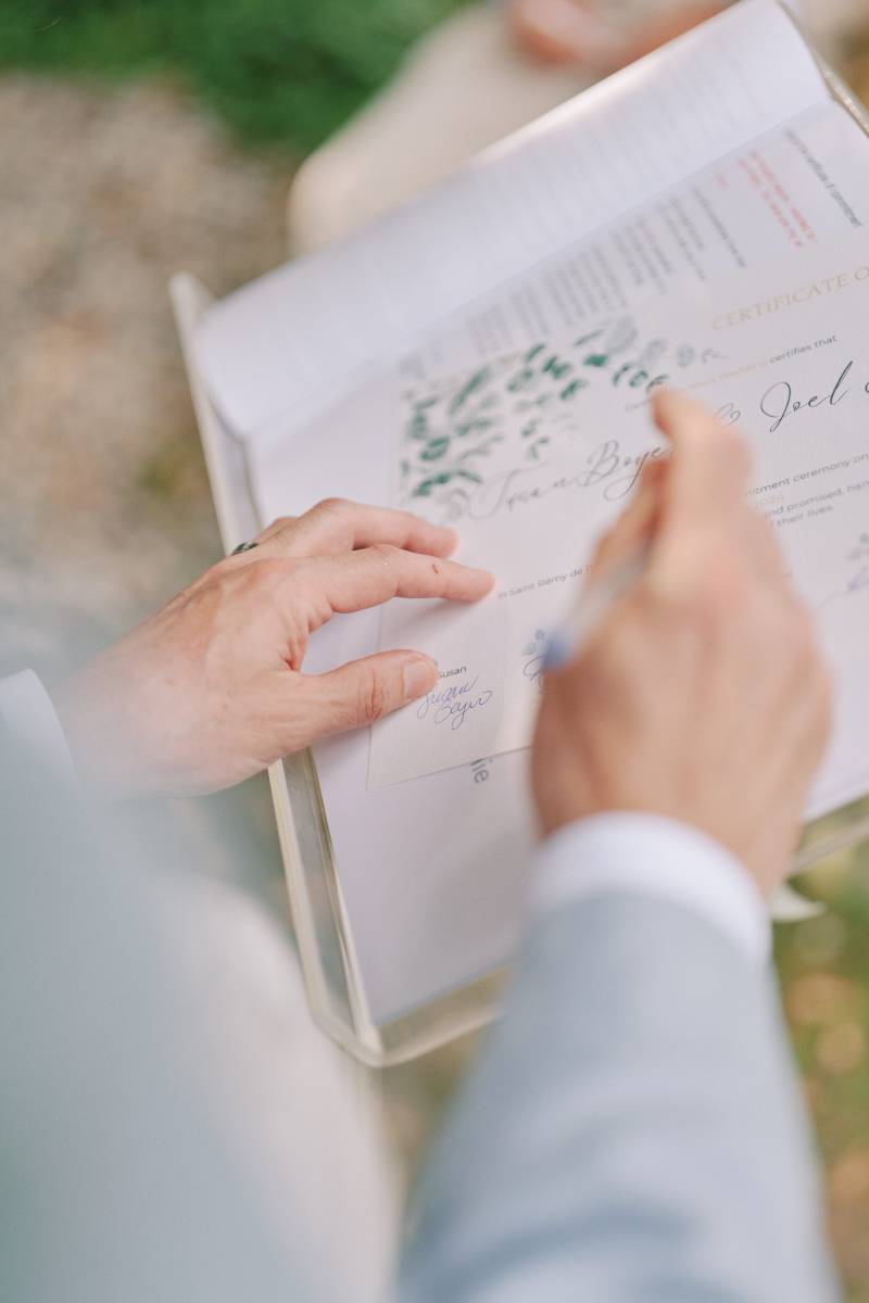 Trouver un officiant bilingue franco anglais dans le Luberon