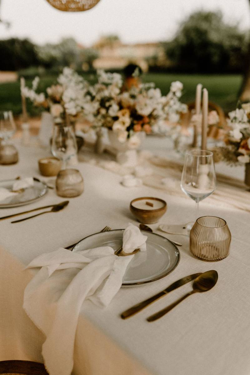 Cérémonie de renouvellement de voeux de mariage à Lançon de Provence (13) pour Laëtitia et Matthias sur le thème bohème