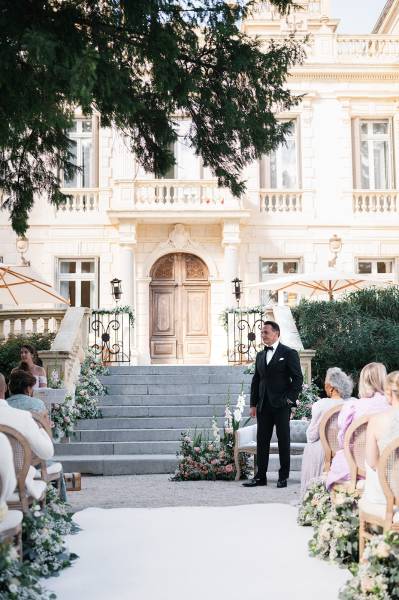Bilingual wedding officiant on the French Riviera 