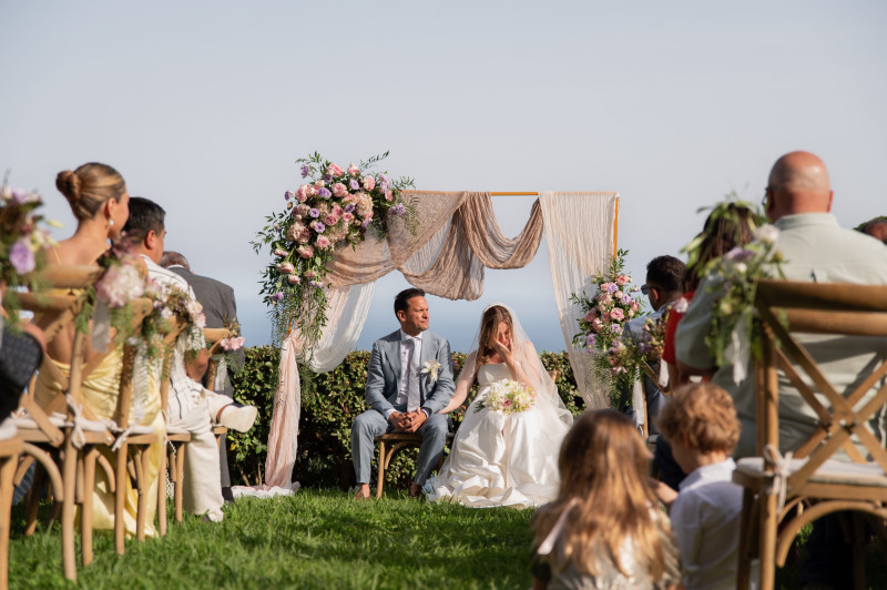 Officiant de cérémonie vers Mandelieu la Napoule et ses environs dans les Alpes Maritimes