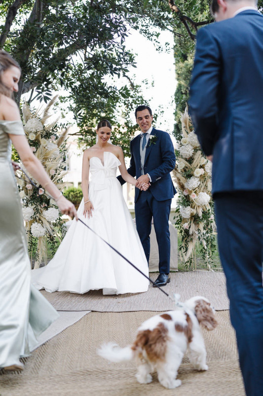 Quel officiant choisir pour une cérémonie laïque bilingue en anglais vers Marseille dans le 13?