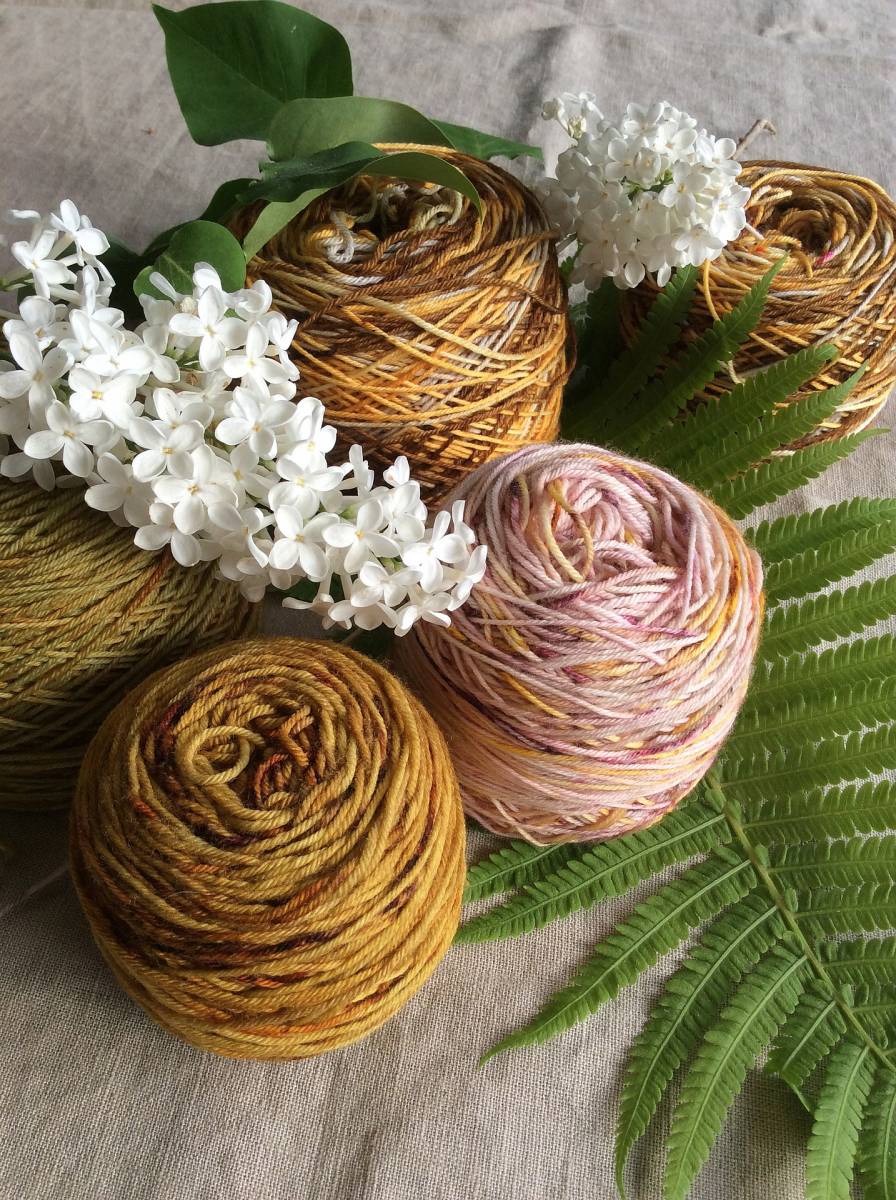 comment réaliser le rituel des pelotes de laine?