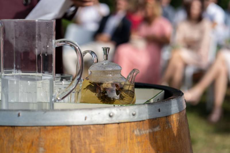 Rituel du thé pour une cérémonie laique