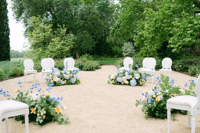 Trouver un officiant pour une cérémonie au domaine de Lamanon