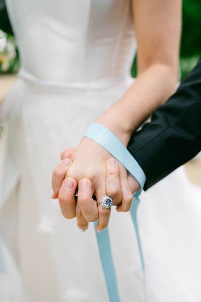 Trouver un officiant de cérémonie à Paris (75) pour un mariage laïque