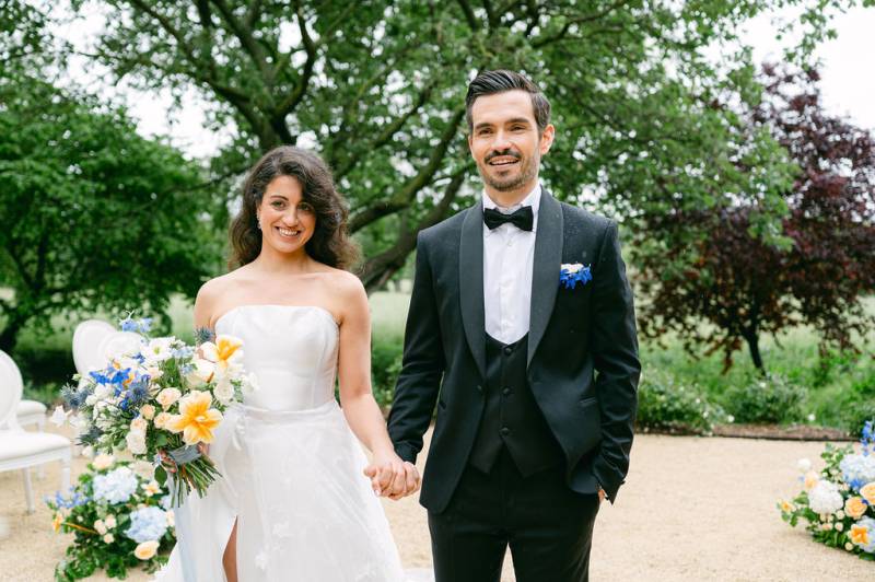 Trouver une officiante pour une cérémonie de mariage laïque vers Paris