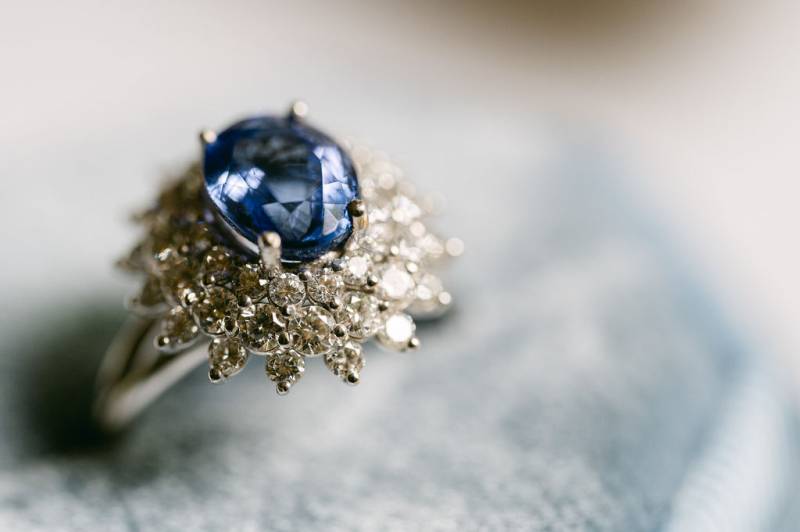 Contacter un officiant de cérémonie laïque vers paris et région parisienne