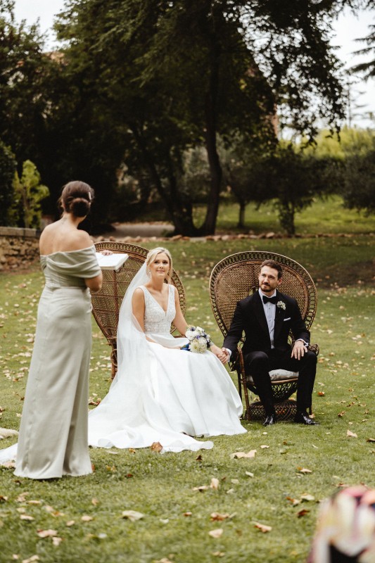 Officiant de cérémonie bilingue vers Carcassonne et ses environs dans l'Aude