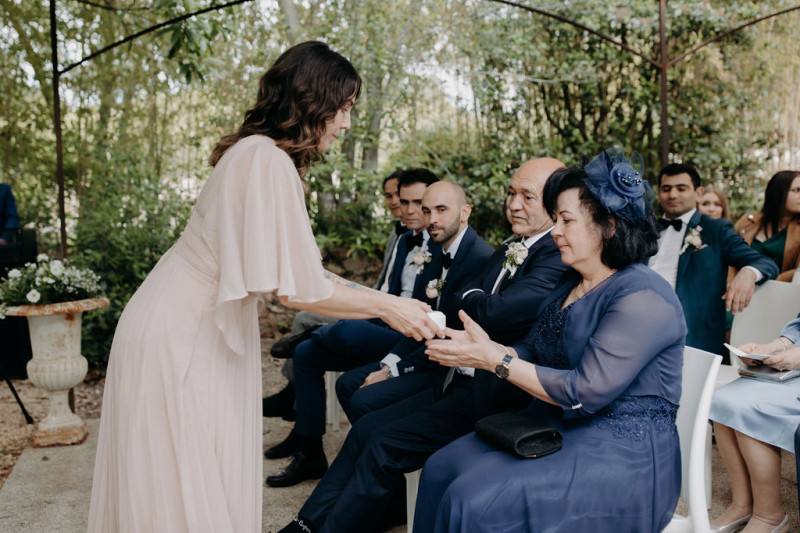 Cérémonie laïque bilingue au Château de Malmont (34) à Villeneuvette, Anna et Romain