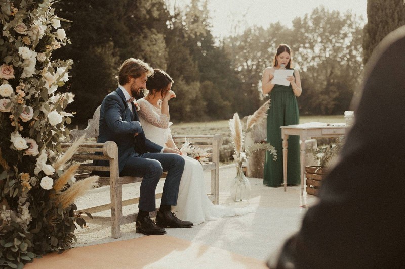 Qui choisir comme officiant pour son mariage laïque?