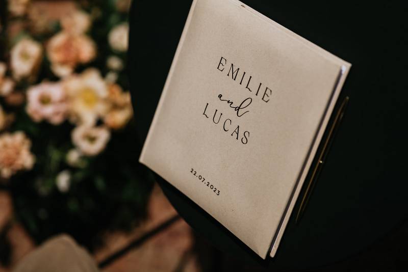 Officiant de cérémonie vers Marseille et ses environs (13) pour un mariage laïque