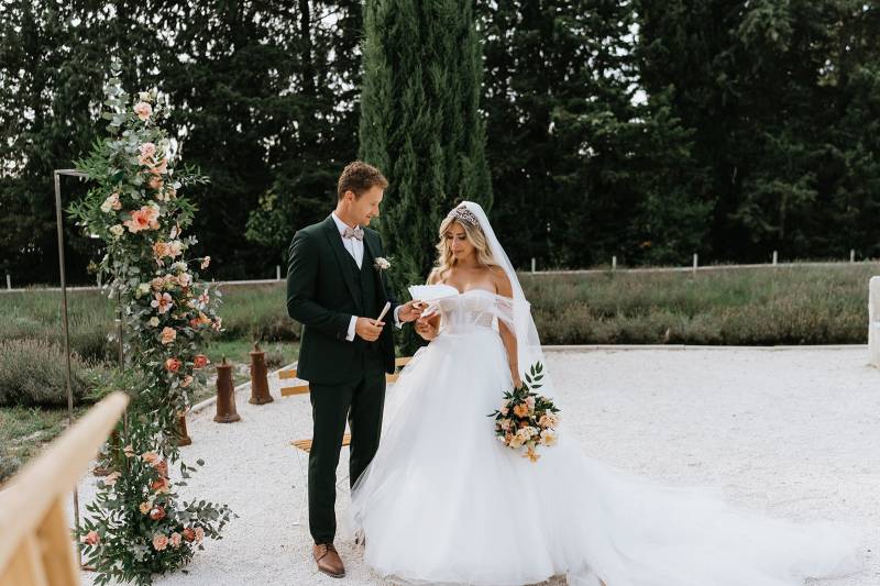 Officiant de cérémonie bilingue anglais marseille