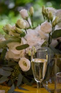 Notre zone d'activité pour ce service Officiant pour une cérémonie de mariage poétique : des rituels symboliques pour magnifier votre histoire d'amour